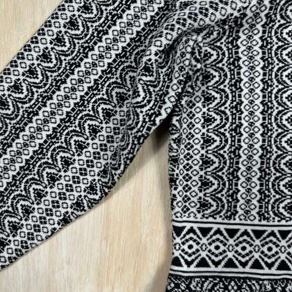 Nina Leonard Black & White Geometric Knit Fit & Flare Sweater Dress Plus 1X - Picture 5 of 16